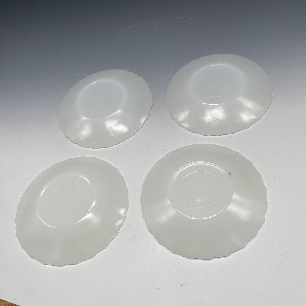Vintage TERMOCRISA Bread Dessert Plates White Milk Glass Saucers ‎ 5 3/4" Mexico - Picture 5 of 7